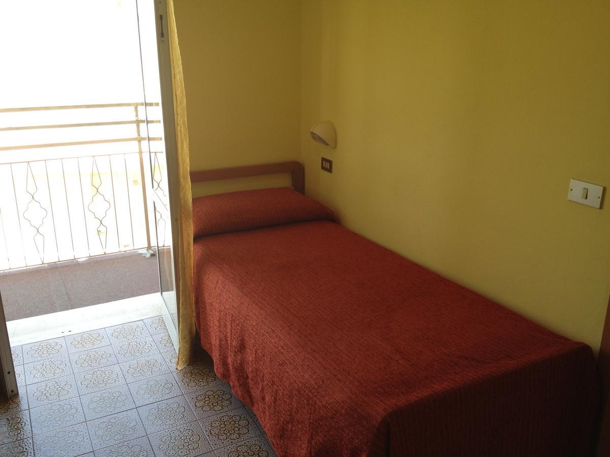 Hotel Wega Bellaria-Igea Marina Zimmer foto